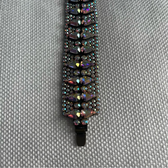Sorrelli VINTAGE Swarovski Crystal Wide Bracelet - Picture 5 of 8